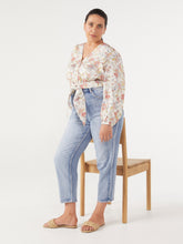Load image into Gallery viewer, The Linen Tie-Front Print Top
