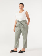 Load image into Gallery viewer, The Soft Stretch Cotton Pant
