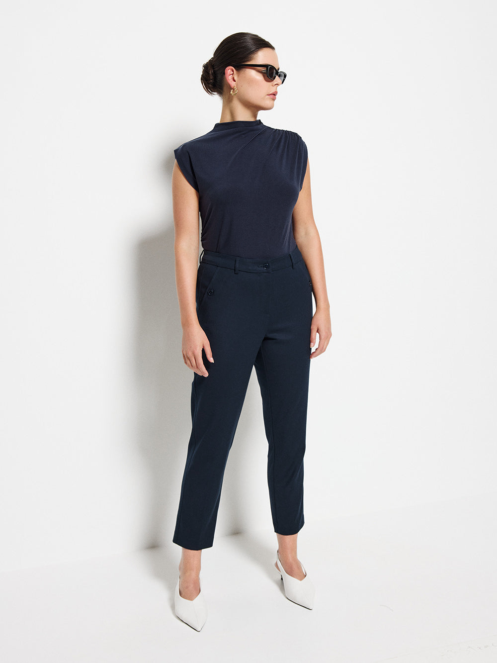 The Refined Stretch Cotton Trouser