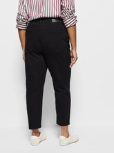 Load image into Gallery viewer, The High Rise Crop Girlfriend Jean
