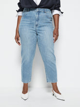 Load image into Gallery viewer, The High Rise Crop Girlfriend Jean
