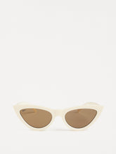 Load image into Gallery viewer, The Kiss Kiss Sunglasses
