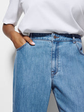 Load image into Gallery viewer, The Mid Rise Slim Jean
