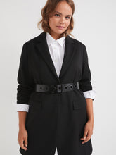 Load image into Gallery viewer, The Eyelet Detail Belt
