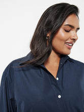 Load image into Gallery viewer, The Cotton Curved Hem Shirt
