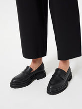 Load image into Gallery viewer, The Becca Leather Loafer
