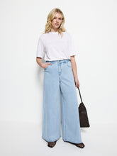 Load image into Gallery viewer, Elasticated Wide Leg Jean
