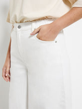 Load image into Gallery viewer, Elasticated Wide Leg Jean
