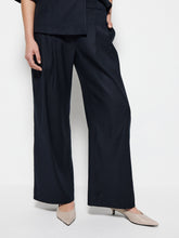 Load image into Gallery viewer, Pull On Pleat Front Pant
