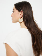 Load image into Gallery viewer, The Kaia Earrings
