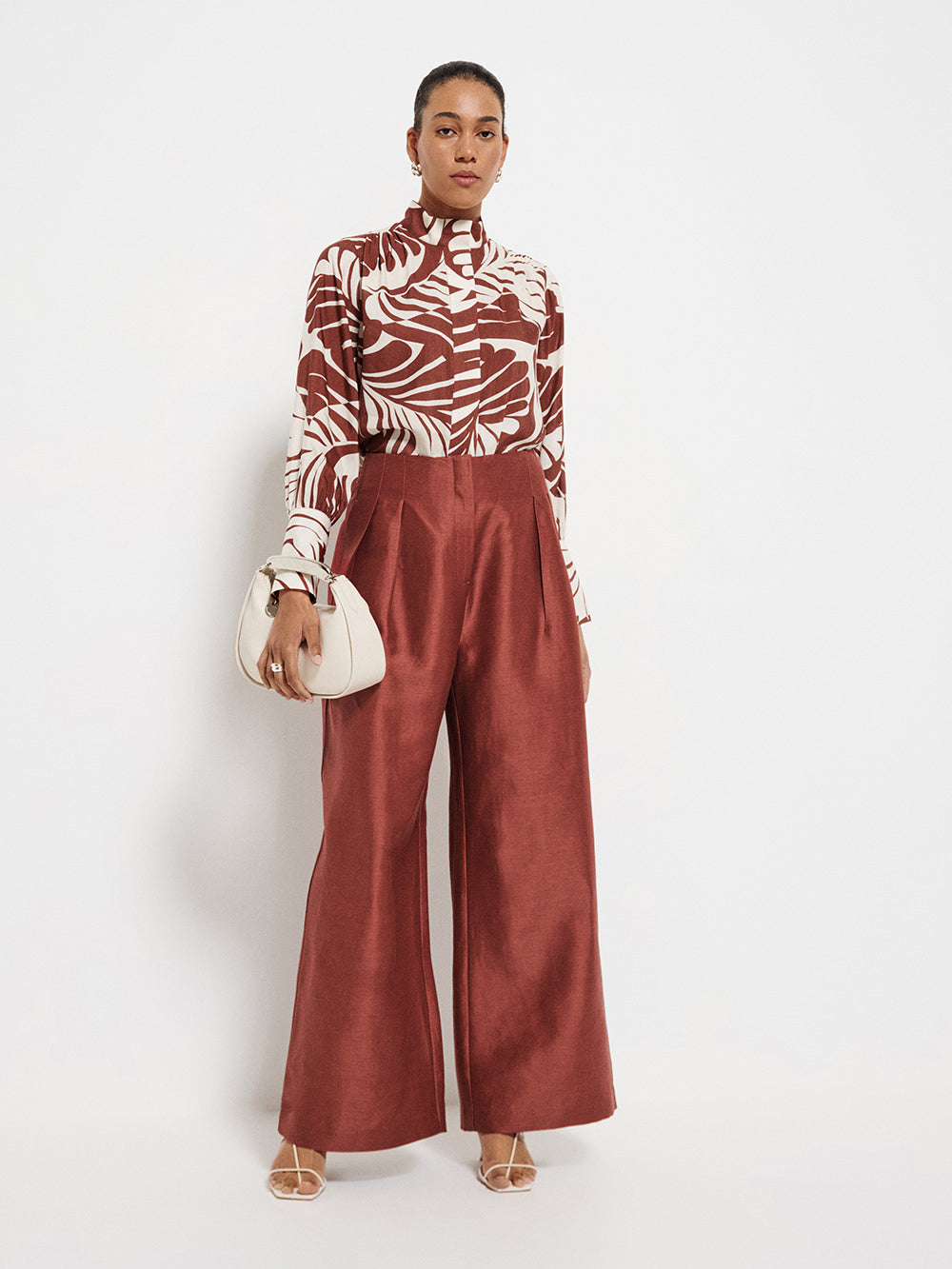 Pleat Front Pant