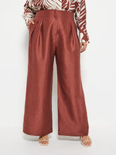 Load image into Gallery viewer, Pleat Front Pant
