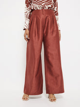 Load image into Gallery viewer, Pleat Front Pant
