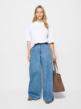 Load image into Gallery viewer, Side Pocket Jean

