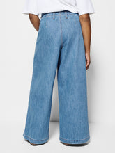 Load image into Gallery viewer, Side Pocket Jean
