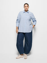 Load image into Gallery viewer, Good Earth Cotton Demi Shirt
