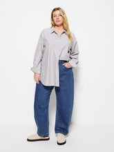 Load image into Gallery viewer, Good Earth Cotton Demi Shirt
