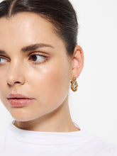 Load image into Gallery viewer, Athena Twist Earrings
