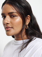 Load image into Gallery viewer, Athena Twist Earrings
