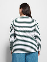 Load image into Gallery viewer, Sarah Long Sleeve Tee

