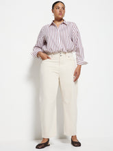 Load image into Gallery viewer, Barrel Denim Jean

