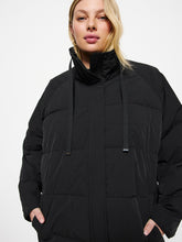 Load image into Gallery viewer, Macie Puffer Jacket
