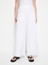 Load image into Gallery viewer, Linen Pant
