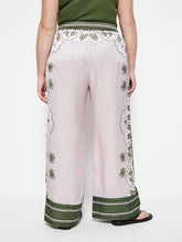 Load image into Gallery viewer, Clara Pant
