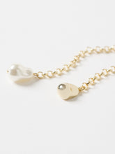 Load image into Gallery viewer, Gigi Pearl Necklace
