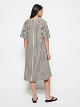 Load image into Gallery viewer, Pauline Dress
