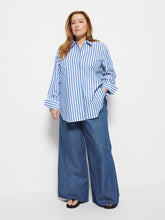 Load image into Gallery viewer, Theresa Pant
