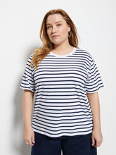 Load image into Gallery viewer, Dani Tee
