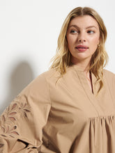 Load image into Gallery viewer, Brienna Shirt
