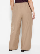 Load image into Gallery viewer, Brienna Pant
