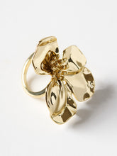 Load image into Gallery viewer, Sienna Floral Ring
