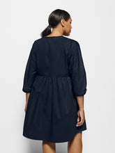Load image into Gallery viewer, Iris Dress
