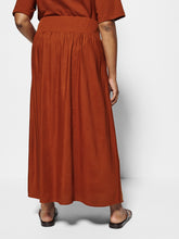Load image into Gallery viewer, Shay Skirt

