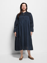 Load image into Gallery viewer, Lesley Dress

