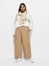 Load image into Gallery viewer, Jemma Pant
