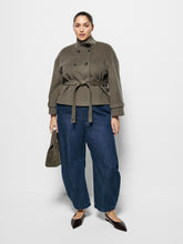 Load image into Gallery viewer, Kamilla Jacket
