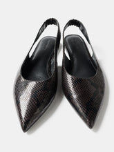 Load image into Gallery viewer, Marcy Leather Flat
