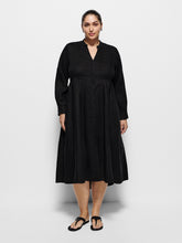 Load image into Gallery viewer, Auralia Dress
