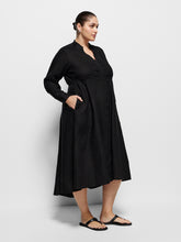 Load image into Gallery viewer, Auralia Dress
