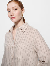 Load image into Gallery viewer, Pocket Linen Shirt
