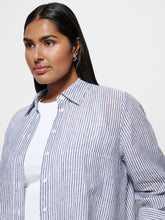 Load image into Gallery viewer, Pocket Linen Shirt
