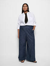 Load image into Gallery viewer, Pocket Linen Shirt
