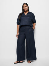 Load image into Gallery viewer, Belinda Blouse
