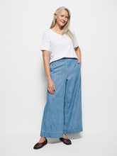 Load image into Gallery viewer, Rue V-Neck Tee
