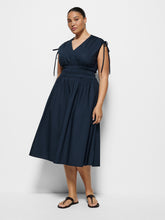 Load image into Gallery viewer, Amber Dress
