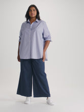 Load and play video in Gallery viewer, The Stripe Cotton Poplin Shirt
